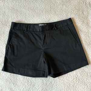 Banana Republic Hampton Sateen Black Shorts 98% Cotton